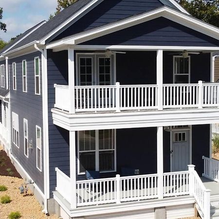 Luxurious Alberta Beach House W/ Historical Detail ハンプトン エクステリア 写真